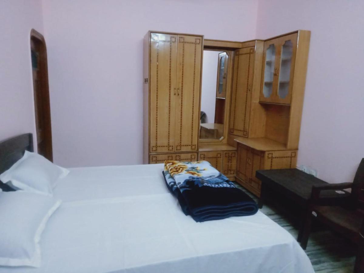 Sewa Sadan Homestay Рішикеш Екстер'єр фото